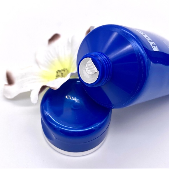 NIB Dr. Brandt PoreDermabrasion Pore Exfoliator - Picture 12 of 16